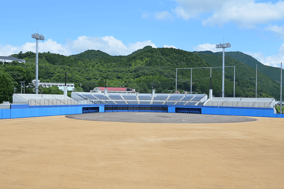 西予市営宇和球場